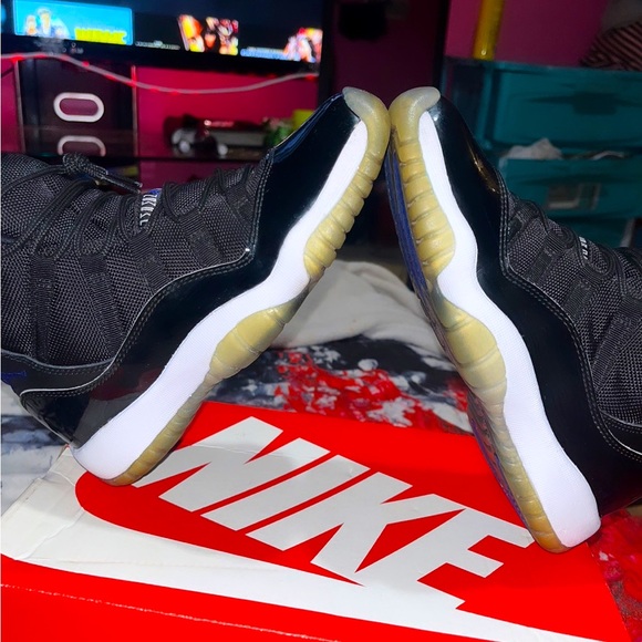 2016 Air Jordan 11 Retro BG ‘Space Jam’ 2016 - Picture 6 of 7